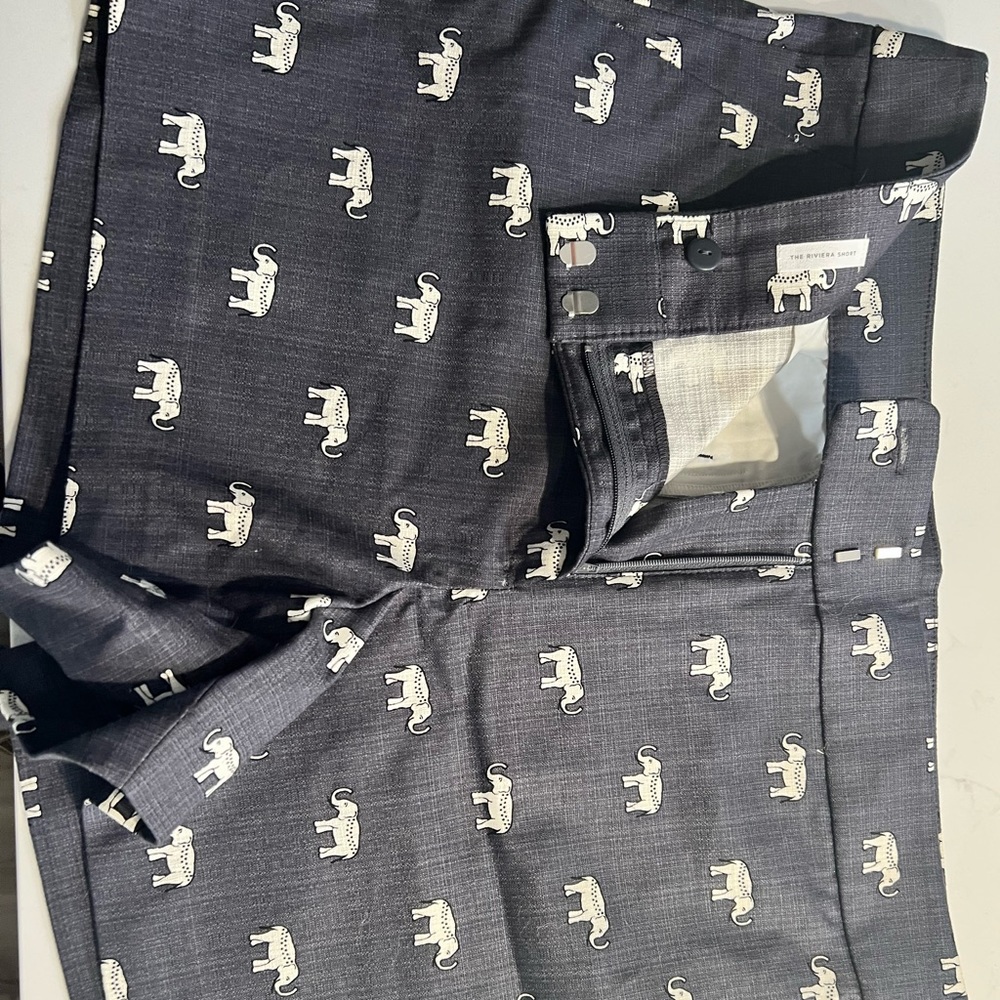 Cute elephant Loft shorts! Size 14